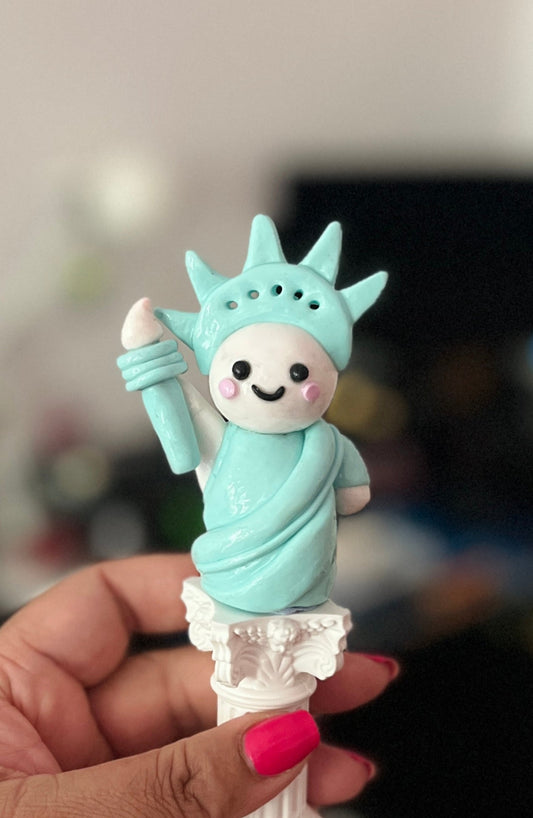 USA Inspired Lady Liberty Polymer Clay Desk Buddy